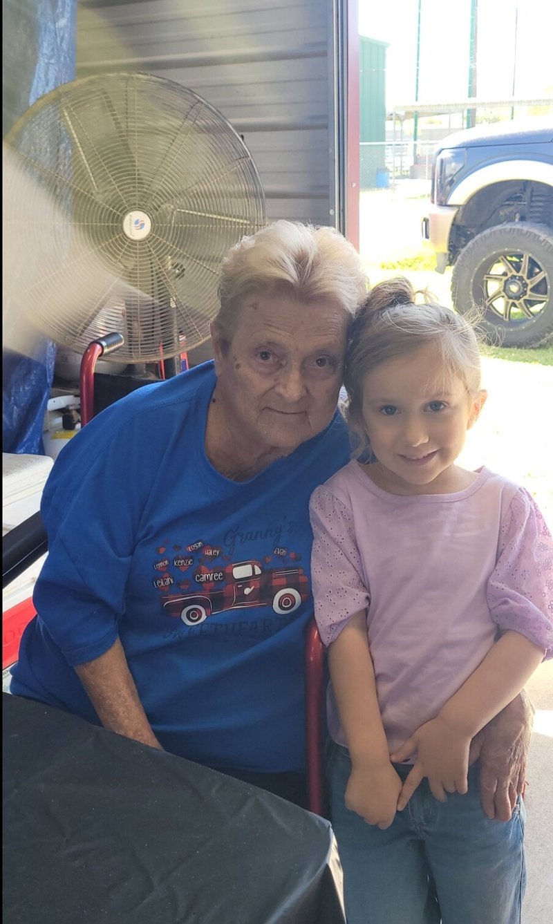 Violet Lorraine Hunt - Photo 44