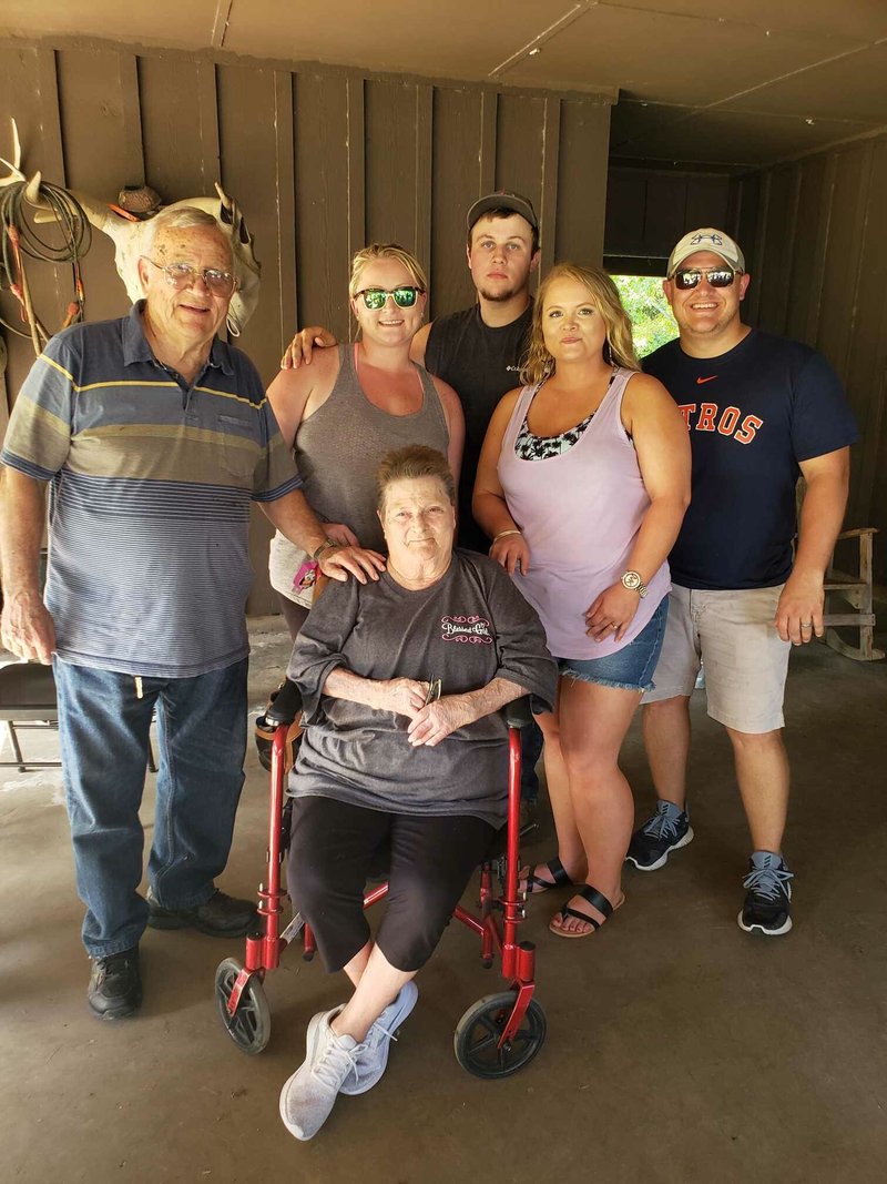 Violet Lorraine Hunt - Photo 51