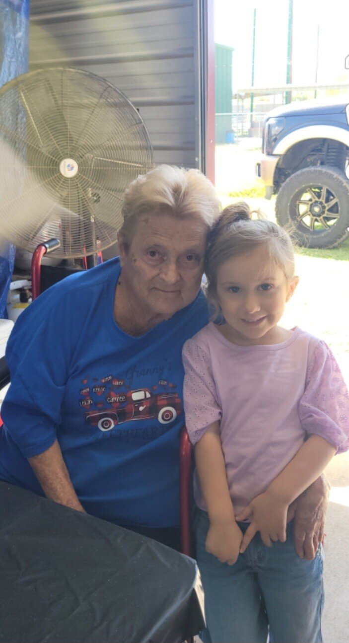 Violet Lorraine Hunt - Photo 89