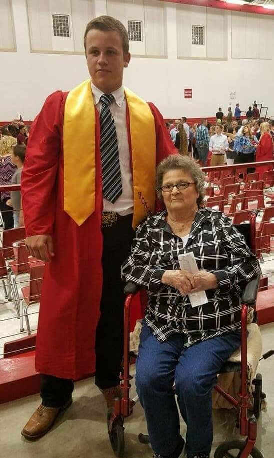 Violet Lorraine Hunt - Photo 94