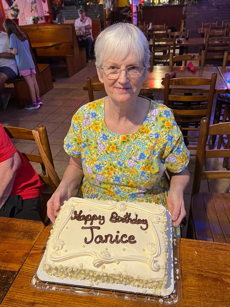 Janice Marie Simmons - Photo 13