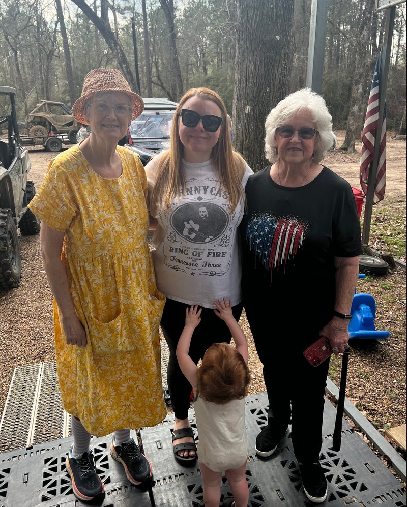 Janice Marie Simmons - Photo 30