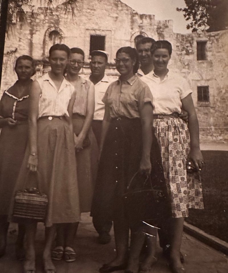 Mollie Elaine Willis - Photo 37