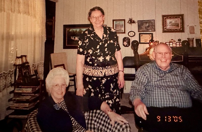 Mollie Elaine Willis - Photo 40