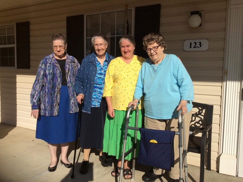 Mollie Elaine Willis - Photo 92