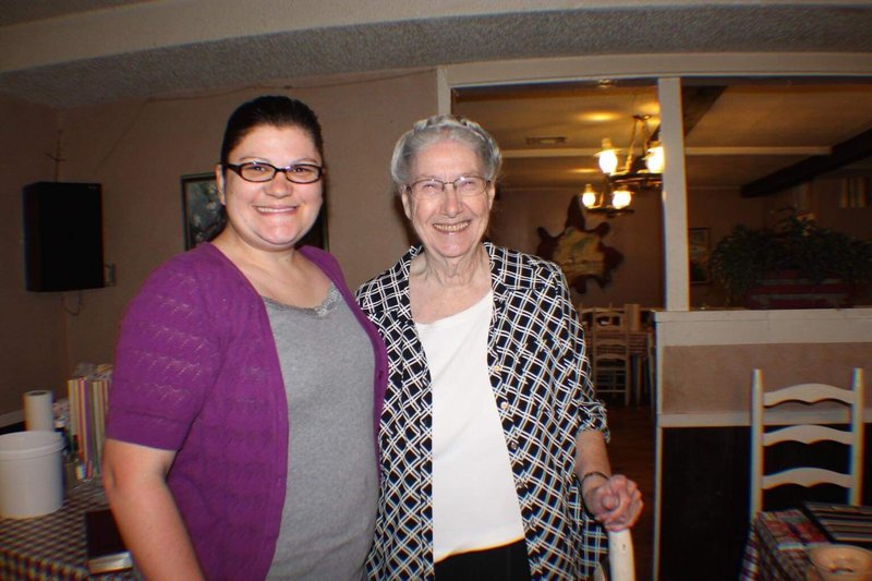 Mollie Elaine Willis - Photo 98