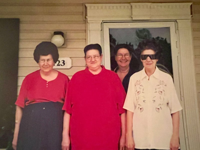 Mollie Elaine Willis - Photo 121