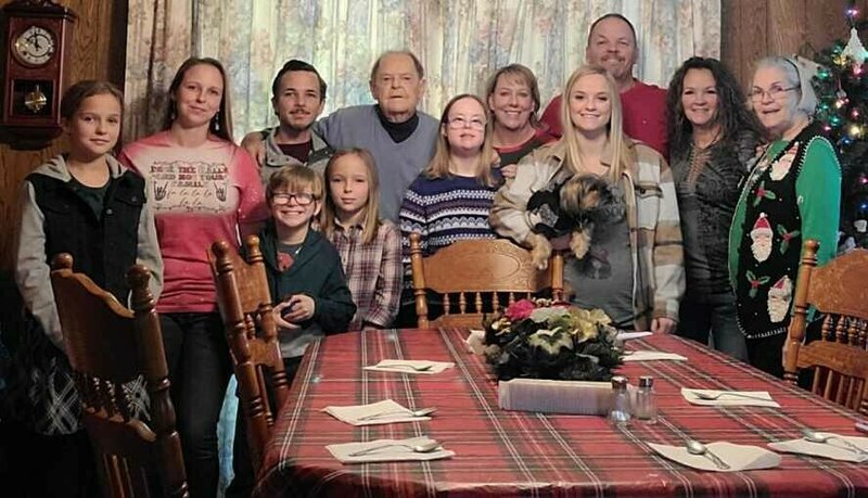 Charles Wesley "Charlie" Phillips - Photo 19