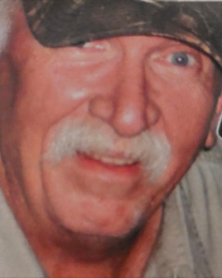 Charles Ray "Chuck" Russell