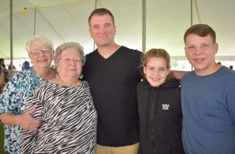 Sylvia Ann Mires - Photo 9