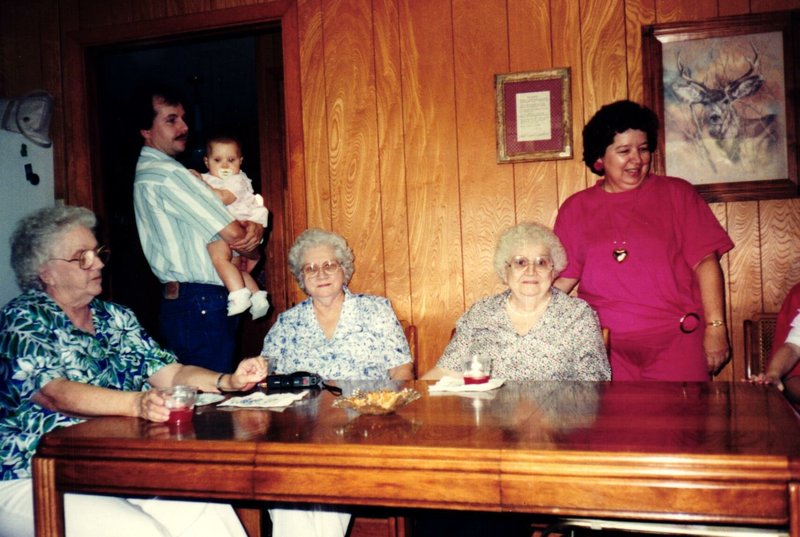 Sylvia Ann Mires - Photo 43