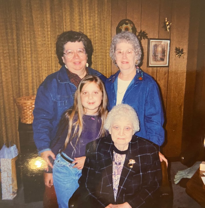 Sylvia Ann Mires - Photo 98