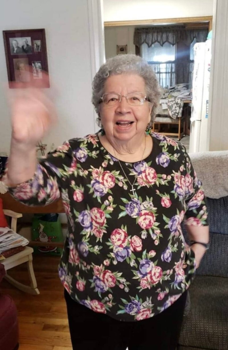 Sylvia Ann Mires - Photo 116