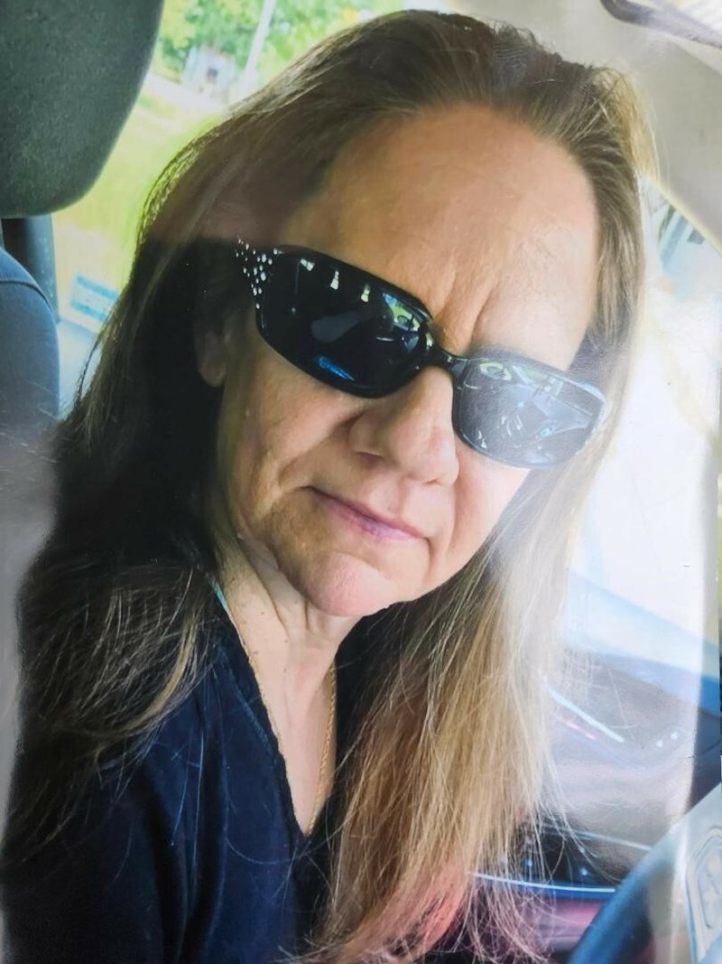 Betty Jean Comeaux - Photo 4