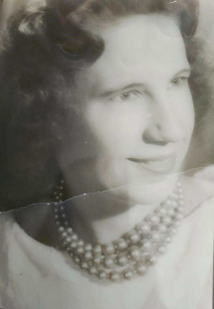 Betty Jean Comeaux - Photo 3