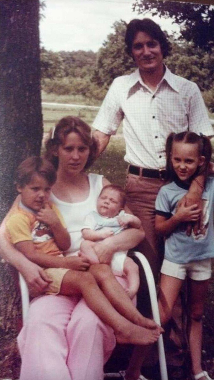 Deborah Helen McAbee - Photo 21