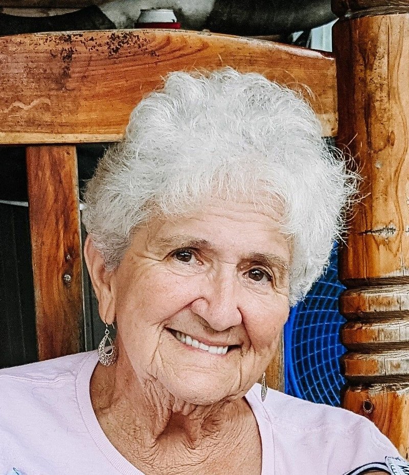 Wanda Mae Ellis - Photo 2