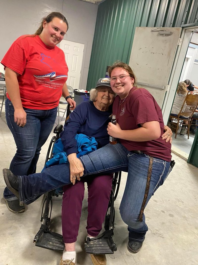 Wanda Mae Ellis - Photo 85