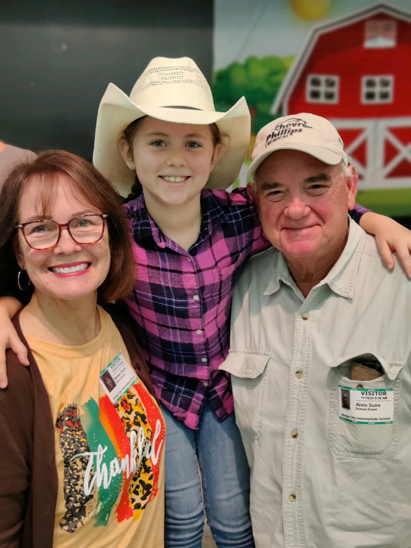 Joey Suire - Photo 38