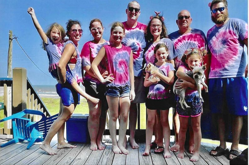 Joey Suire - Photo 51