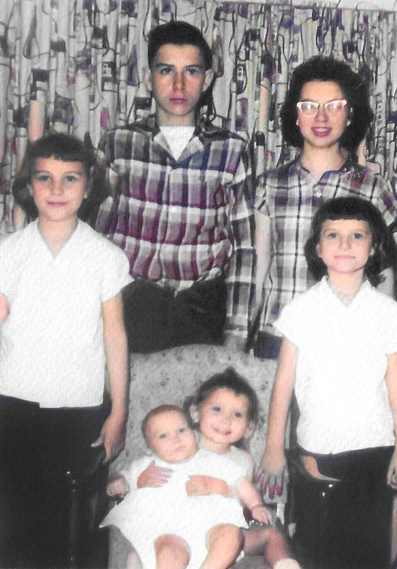 Joey Suire - Photo 89