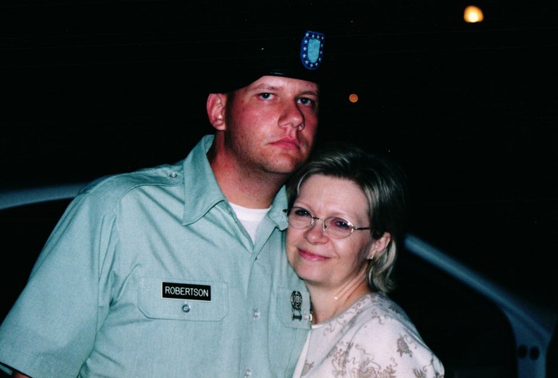 Linda Kay Robertson - Photo 20