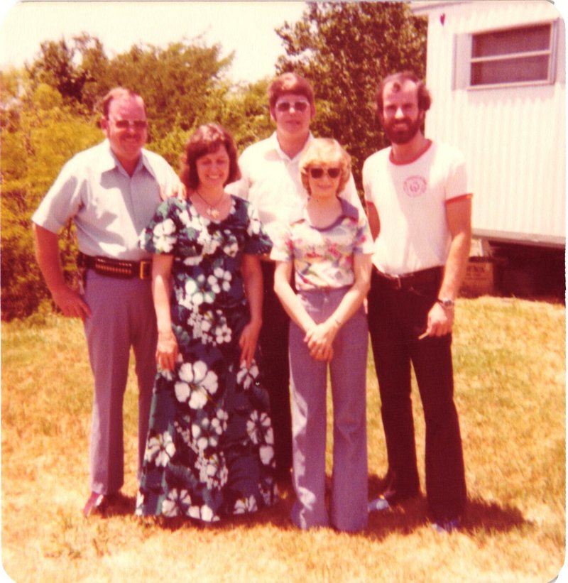 Linda Kay Robertson - Photo 61