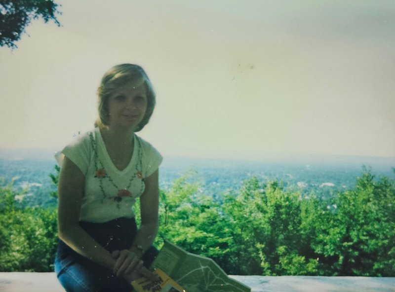 Linda Kay Robertson - Photo 77