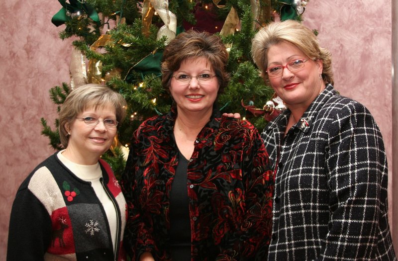 Linda Kay Robertson - Photo 80