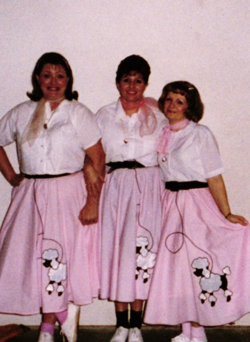 Linda Kay Robertson - Photo 101