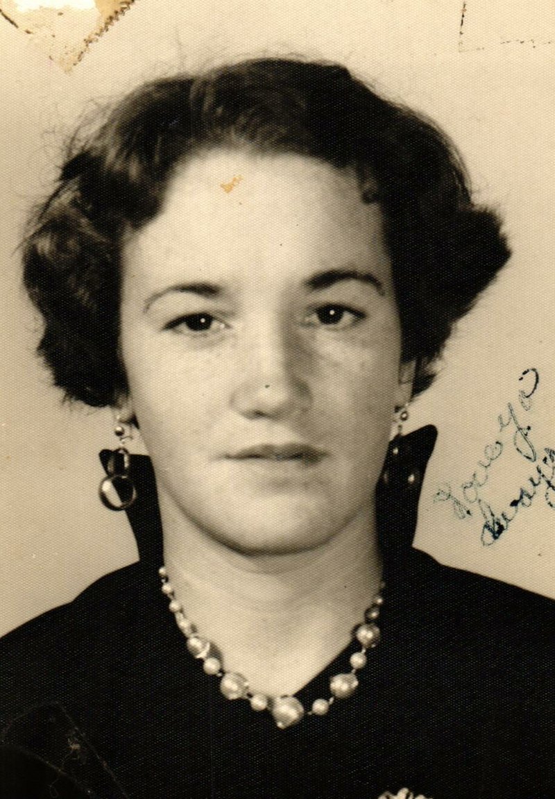 Ruth Lynell Sterling - Photo 100