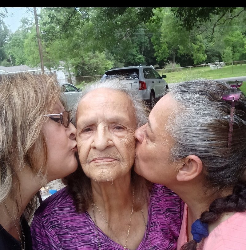 Maria "Ely" Elia Cortez - Photo 21