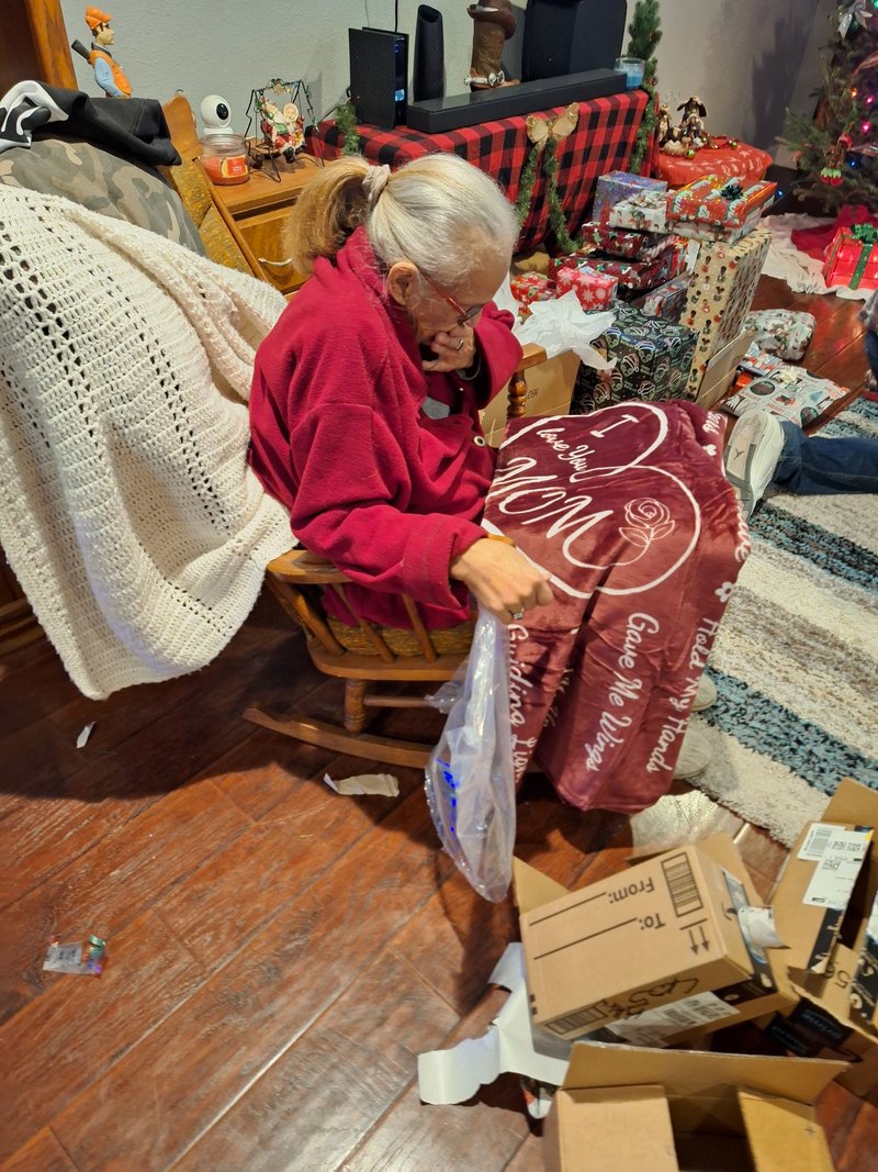 Maria "Ely" Elia Cortez - Photo 52