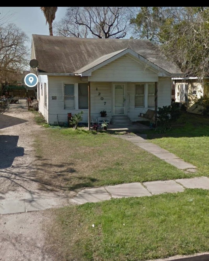 Maria "Ely" Elia Cortez - Photo 91