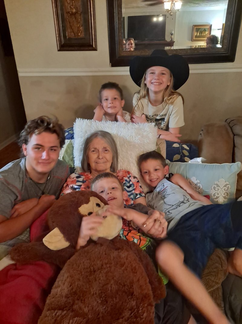 Zilda Sue Darby-Bland - Photo 11