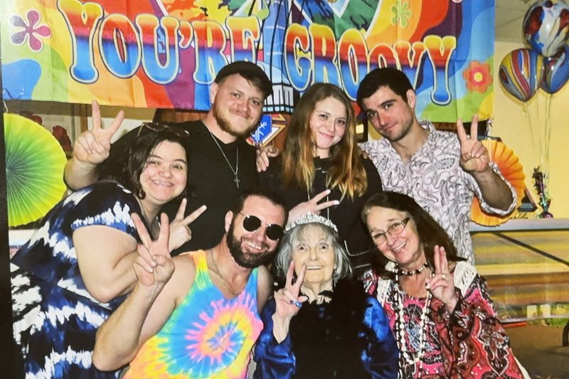 Zilda Sue Darby-Bland - Photo 83