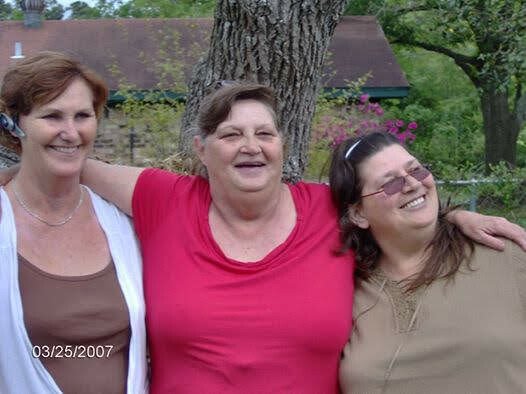 Denise Yvonne Broussard - Photo 10