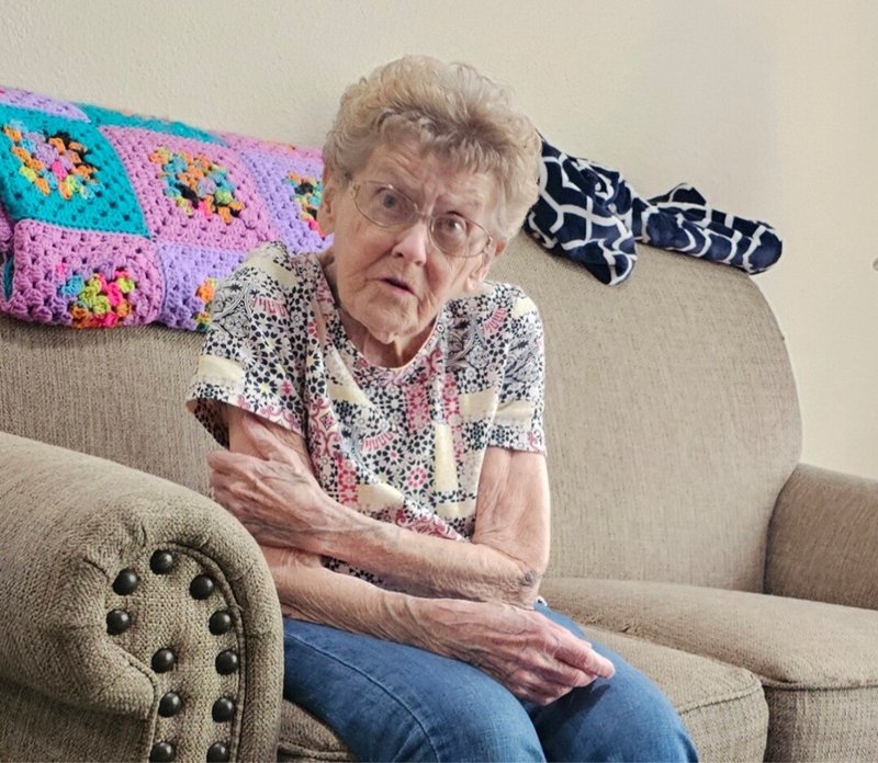 Carolyn Yvonne Ingram - Photo 27