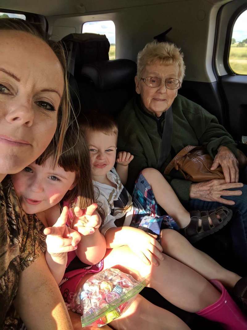 Carolyn Yvonne Ingram - Photo 88