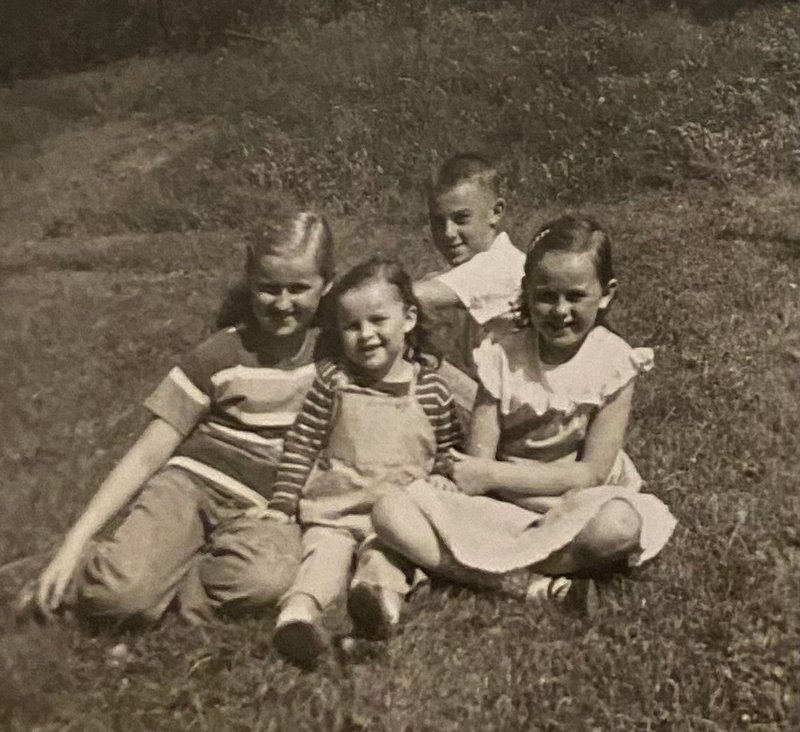 Carolyn Yvonne Ingram - Photo 113