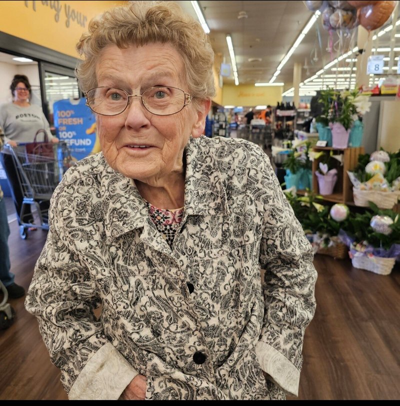 Carolyn Yvonne Ingram - Photo 122