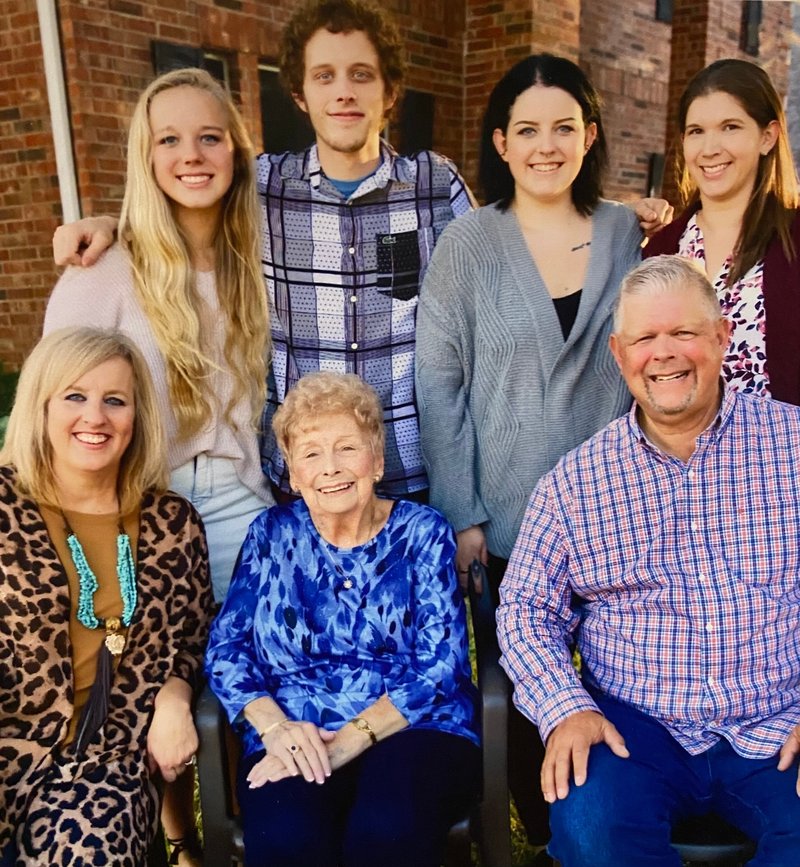 Linn Cardner - Photo 186