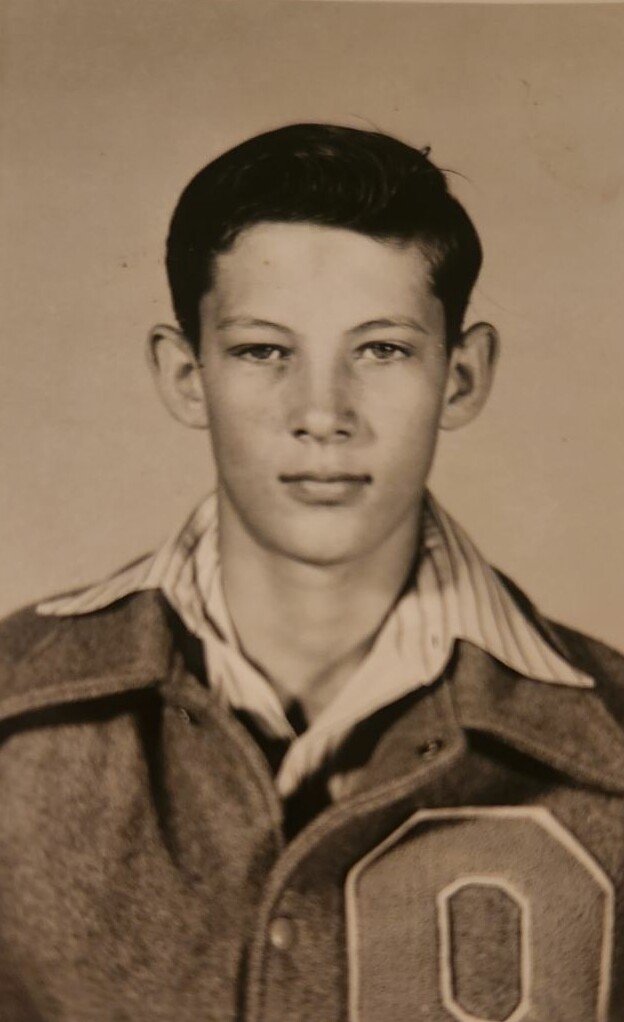 Robert "Bobby" Moore - Photo 16