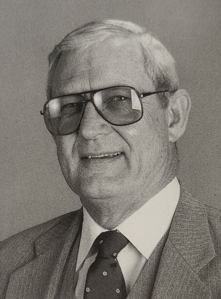 Robert "Bobby" Moore - Photo 26