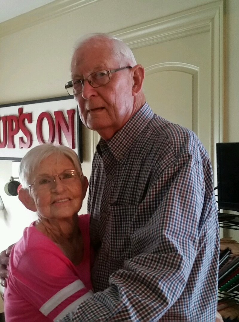 Robert "Bobby" Moore - Photo 41