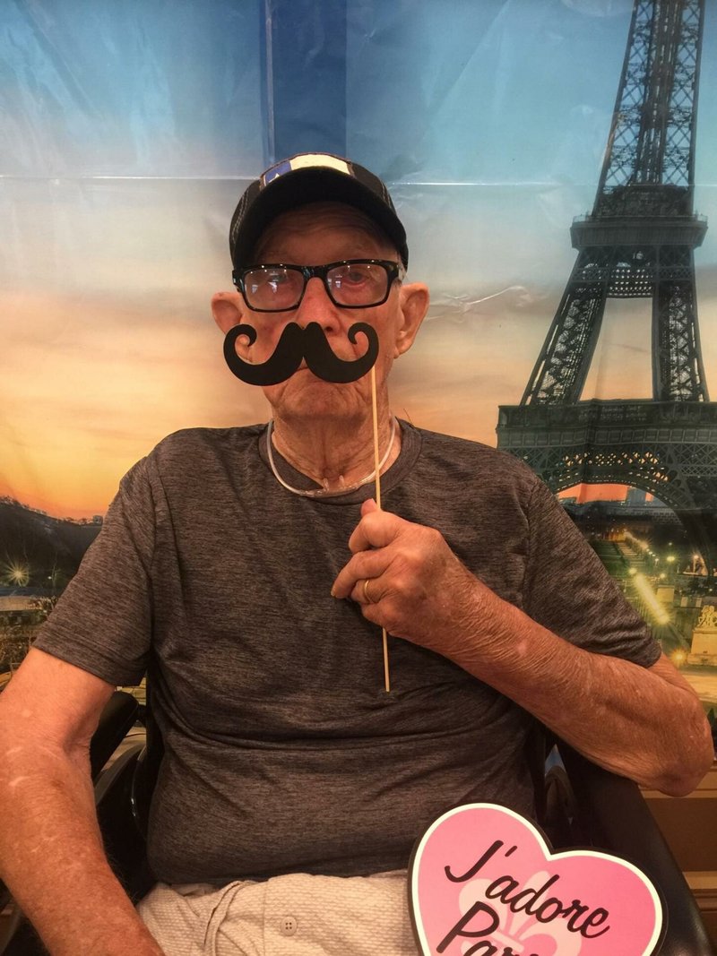 Robert "Bobby" Moore - Photo 71