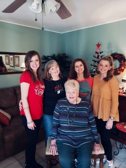 Martha Stephenson Manning Vandenberg - Photo 59