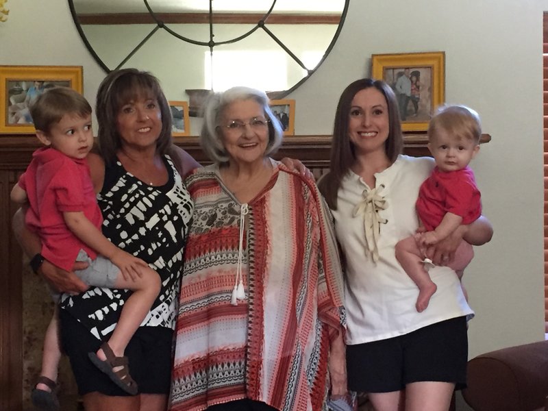 Stella Mae "Katie" Mulhollan - Photo 4