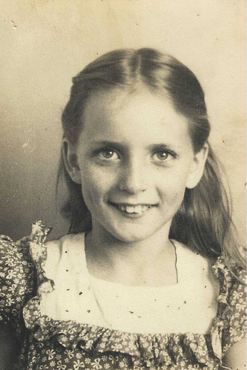 Stella Mae "Katie" Mulhollan - Photo 38