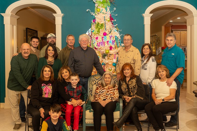 Stella Mae "Katie" Mulhollan - Photo 40